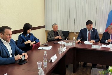 О чем депутаты спросят главного полицейского и омбудсмена